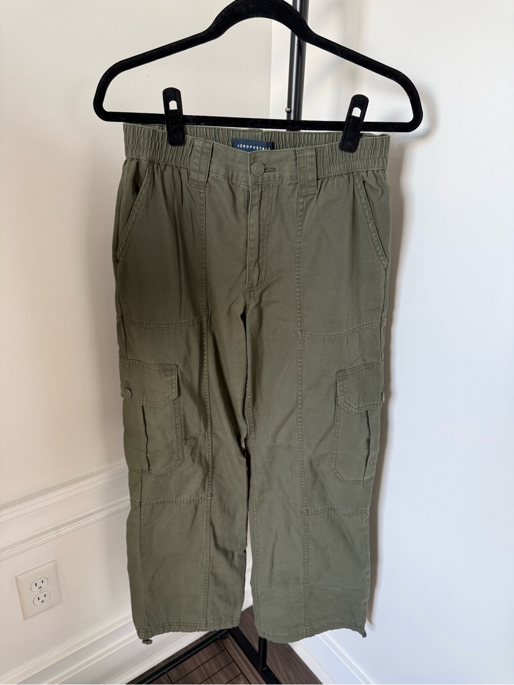 Aeropostale Cargo Pants